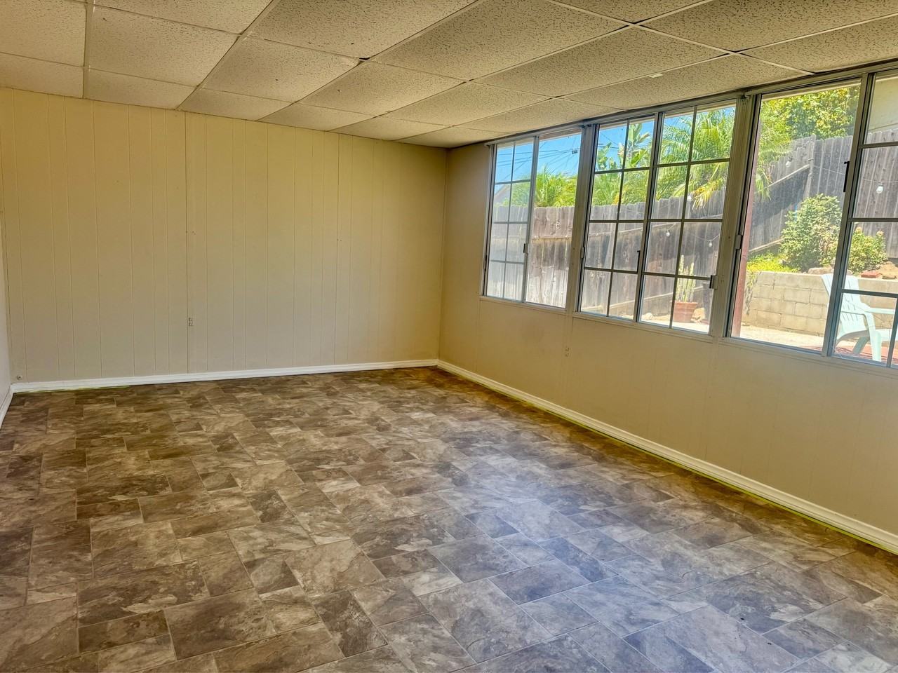 12727 Neddick Ave #1 - Photo 7 of 9