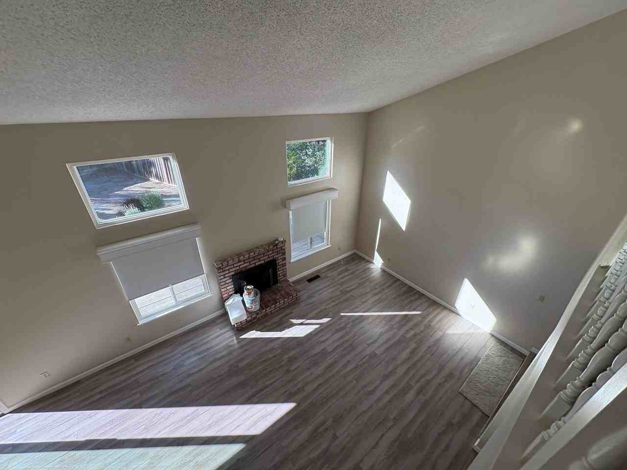 1100 Limeridge Dr - Photo 3 of 20