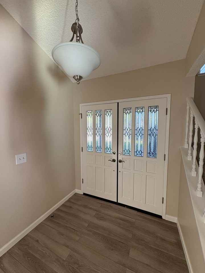 1100 Limeridge Dr - Photo 4 of 20