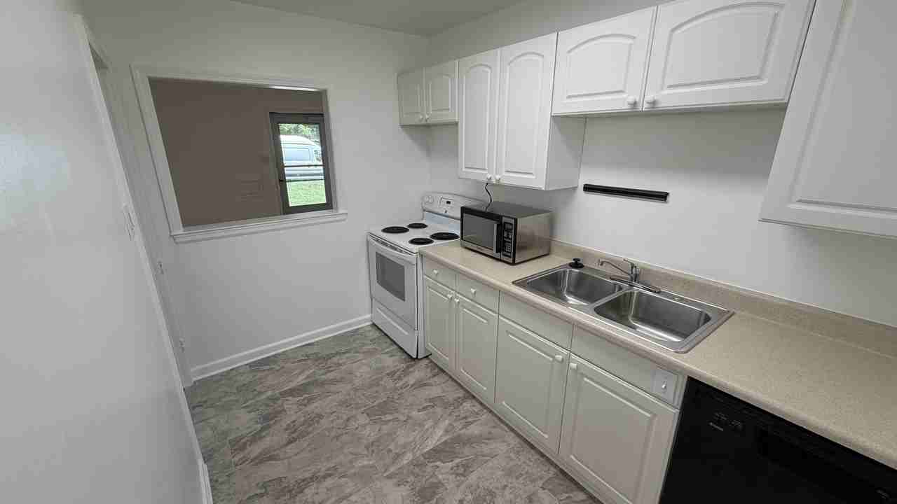 2525 S Clayton St #1 - Photo 3 of 47