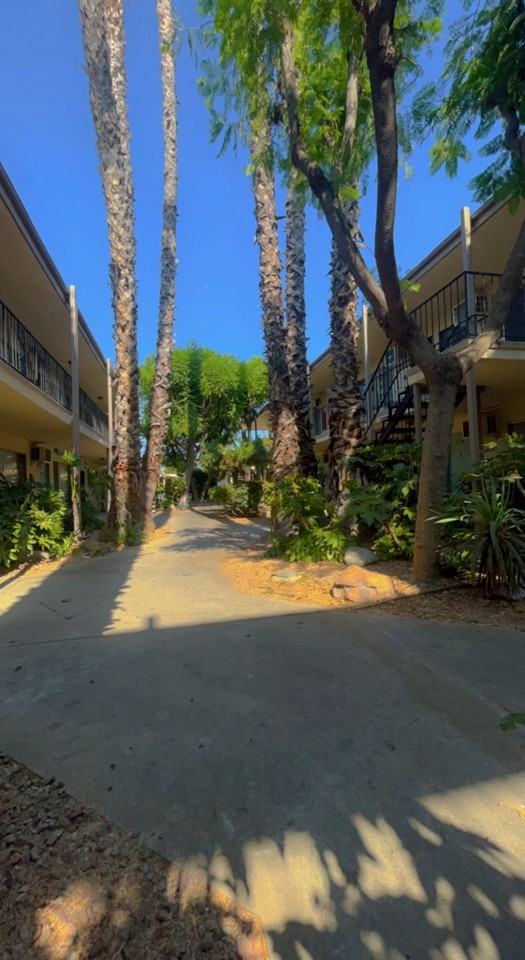 VILLA SANTA FE APARTMENTS - Photo 4 of 49