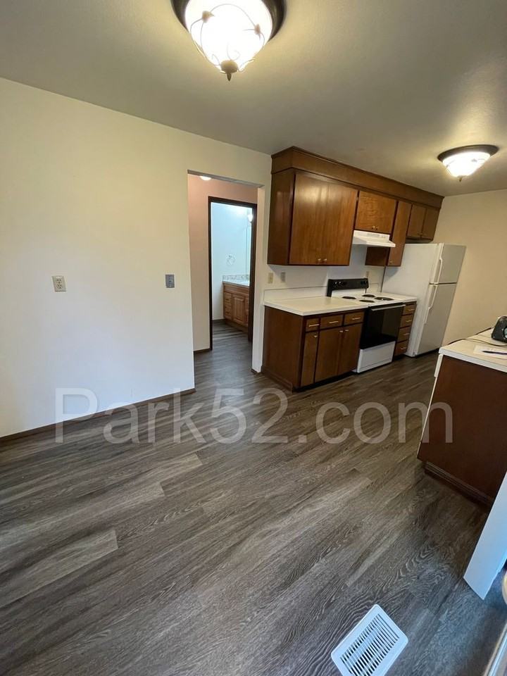 1442 Rainier Dr #3 - Photo 7 of 16