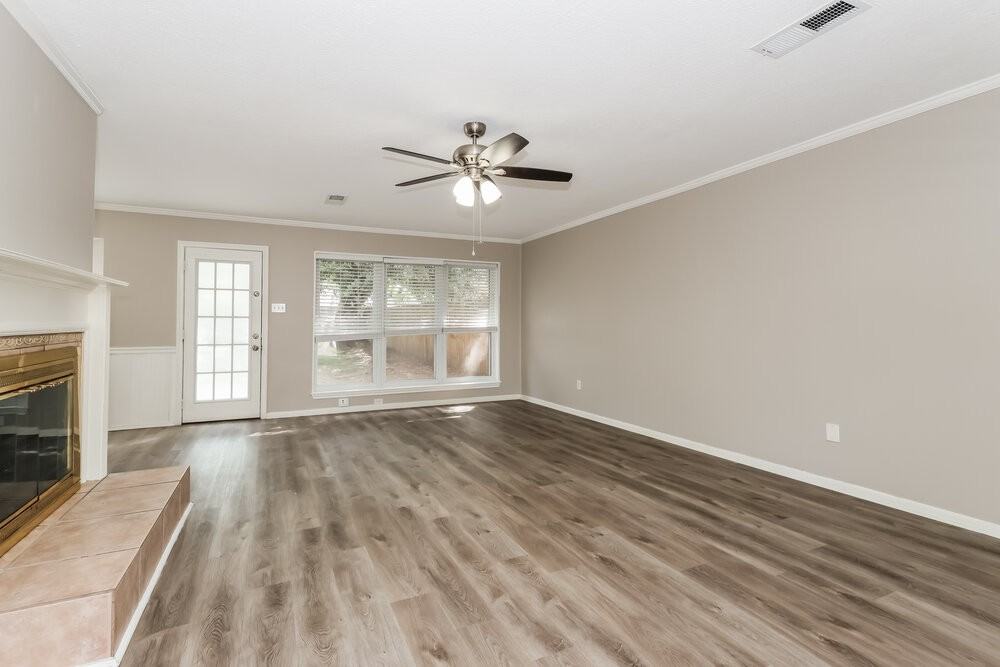 17930 Cypress Spring Dr - Photo 4 of 17