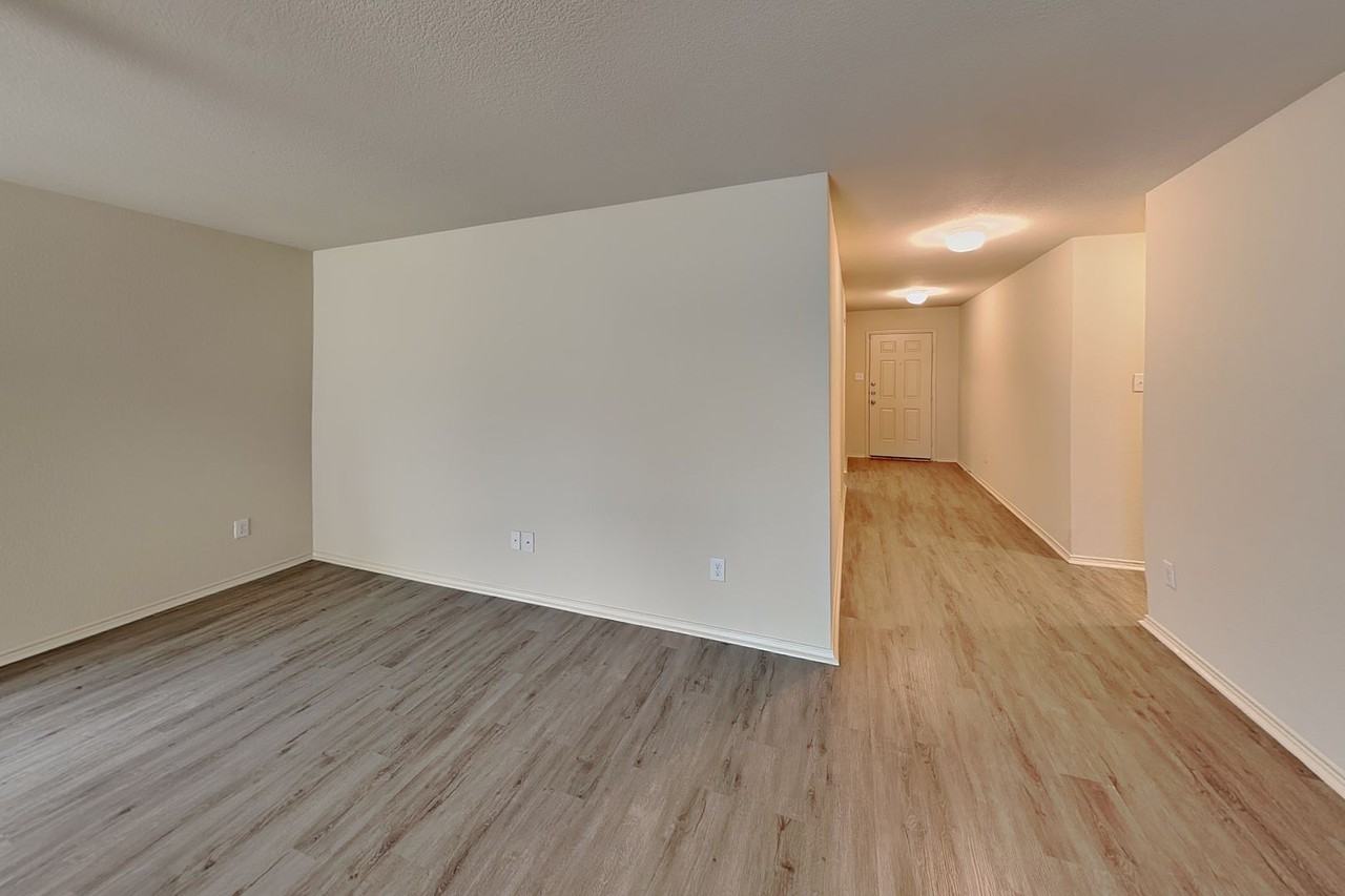 7605 Lake Vista Way - Photo 2 of 16