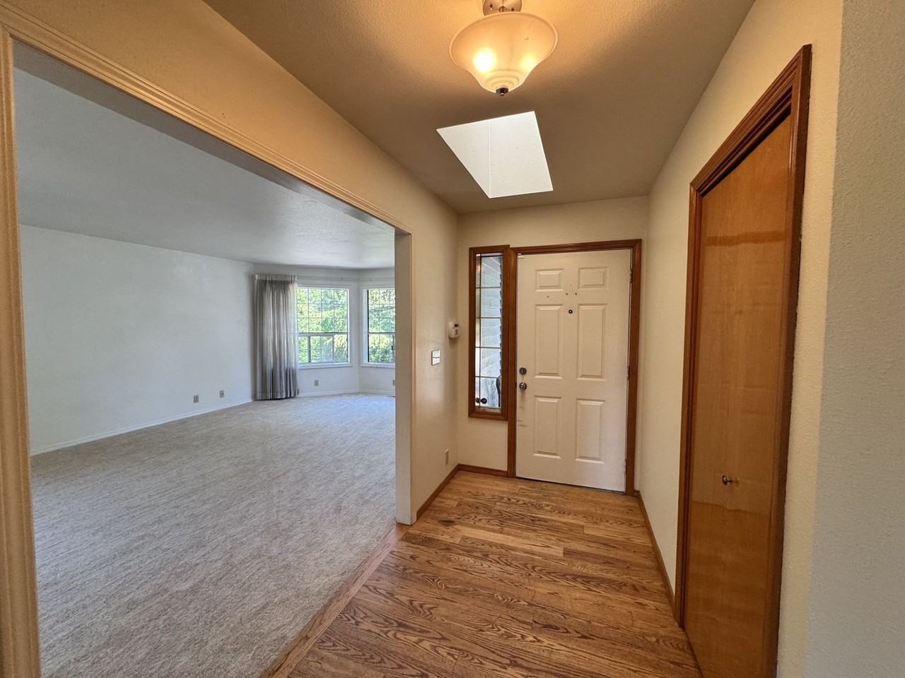 1033 S 232nd St - Photo 4 of 50