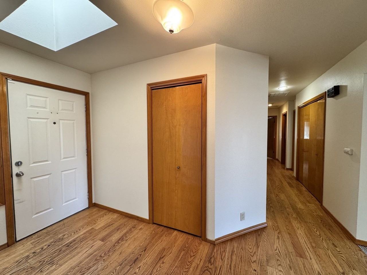 1033 S 232nd St - Photo 5 of 50