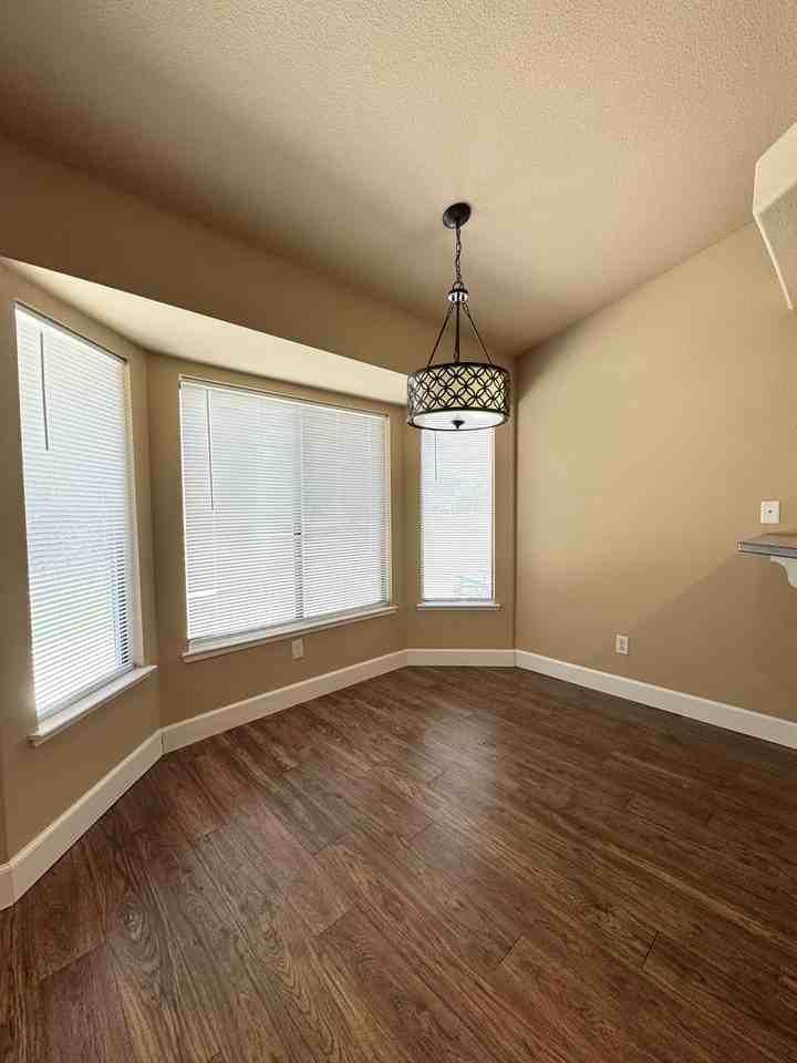 5536 Jan Ct - Photo 7 of 12