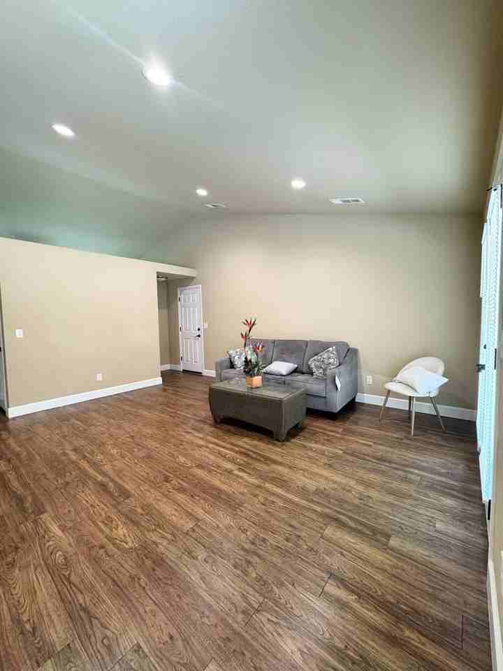 5536 Jan Ct - Photo 5 of 12