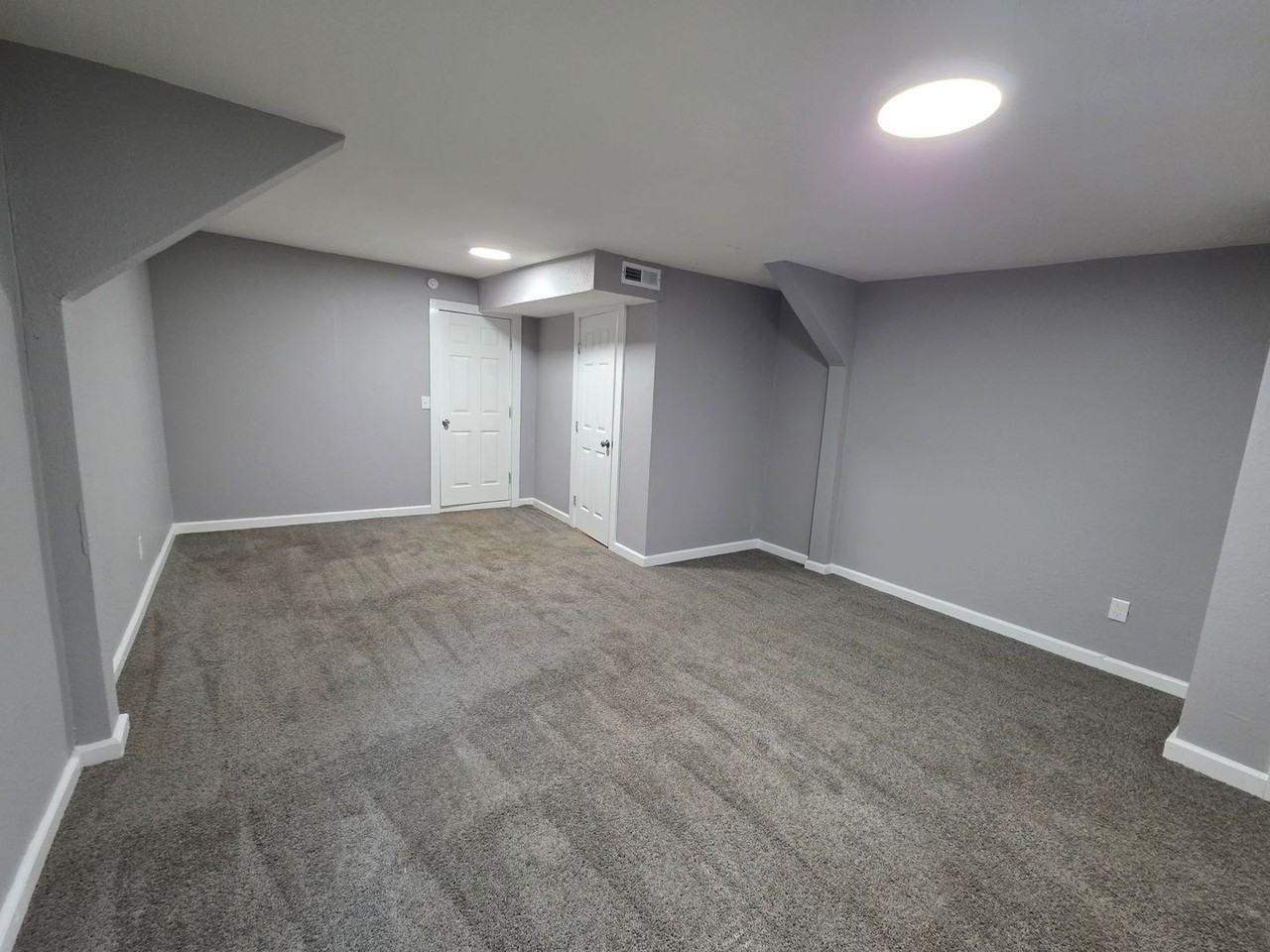 5429 College Ave - Photo 5 of 15
