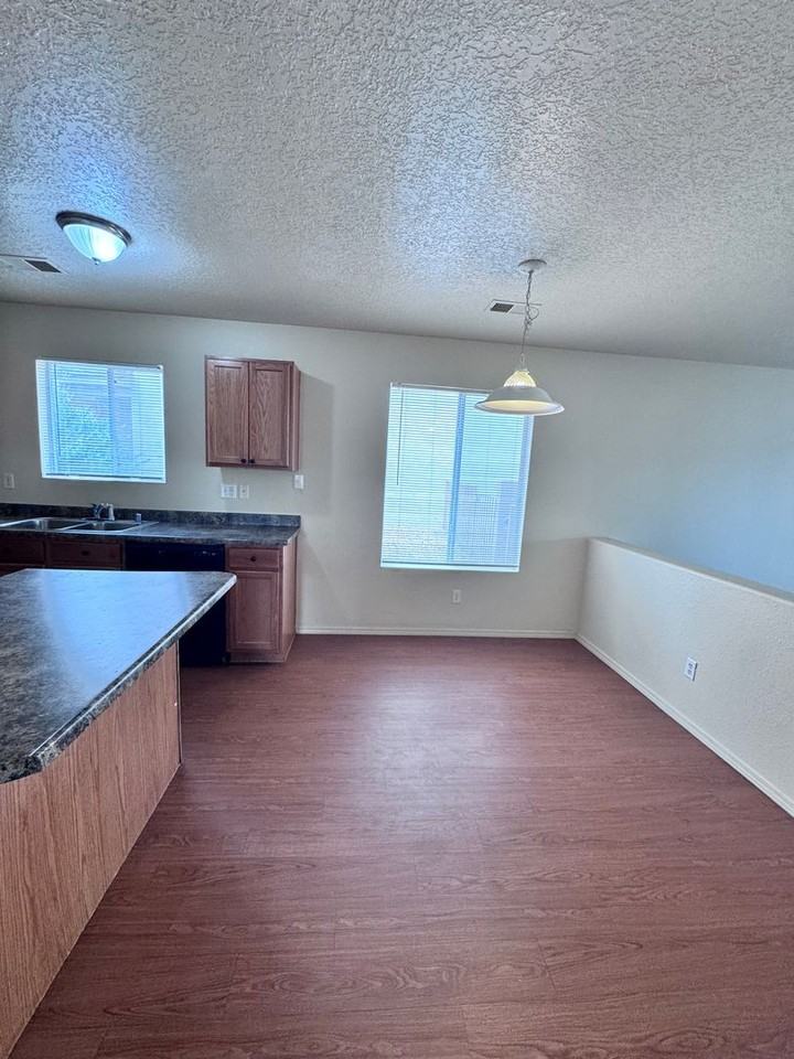 760 Deer Brush Ct Sw - Photo 7 of 32