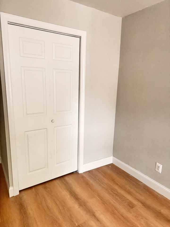 19-10 Parsons Boulevard #2H - Photo 5 of 15