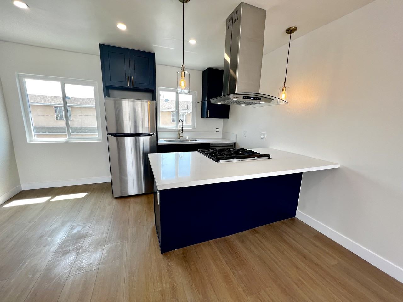 2906 Carmona Avenue #4 - Photo 4 of 14