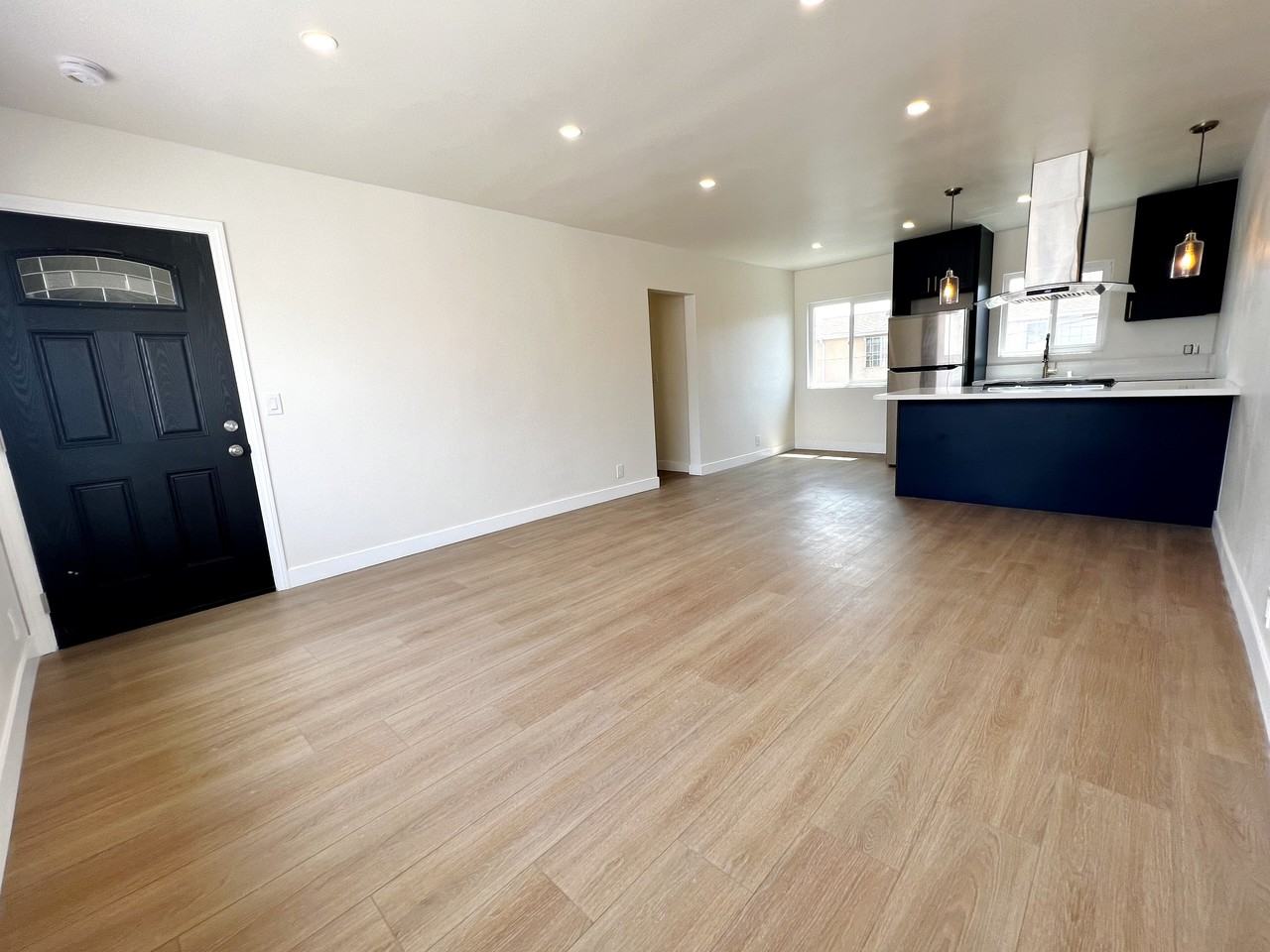2906 Carmona Avenue #4 - Photo 2 of 14