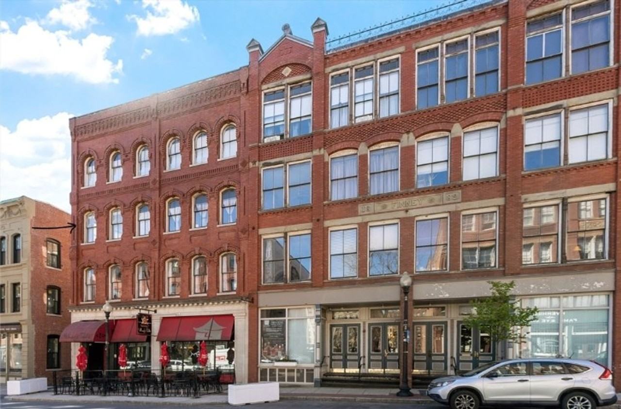 46 Washington St #303
