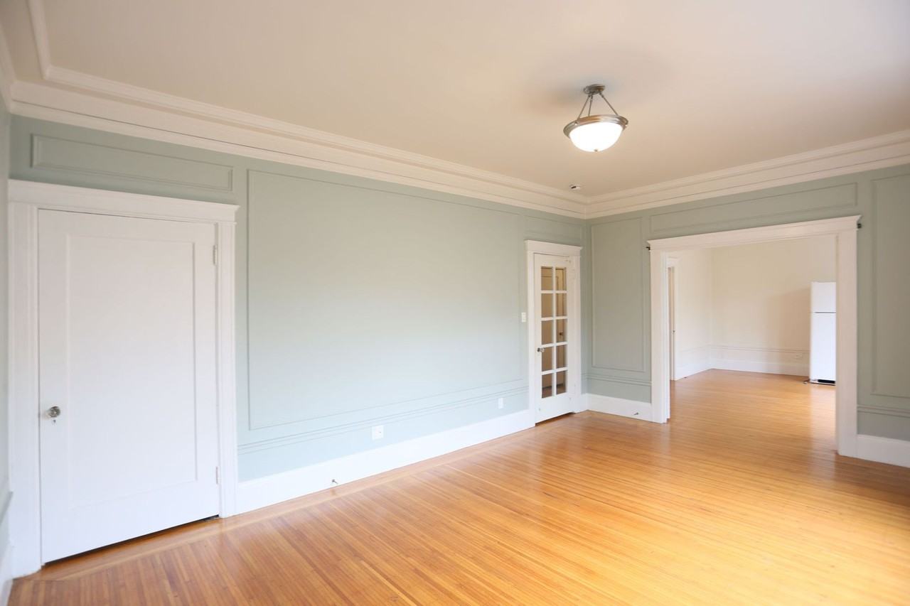 312 20th Ave - Photo 2 of 21
