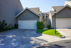 featured image of 5041 E Almond Ave