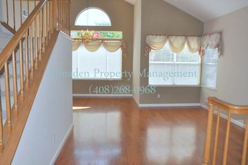 11616 Cedar Spring Ct - Photo 3 of 15