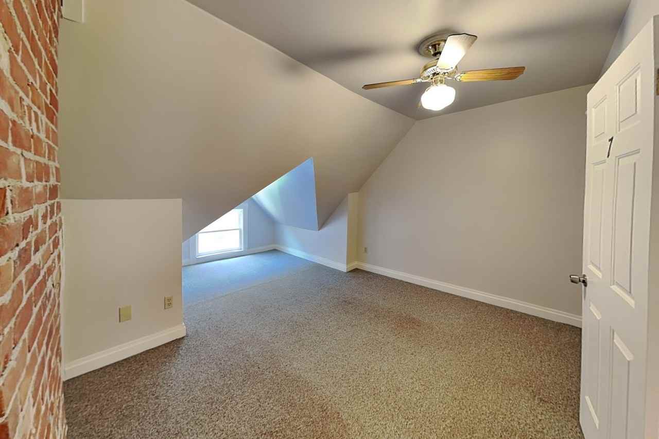 2620 J St - Photo 6 of 16