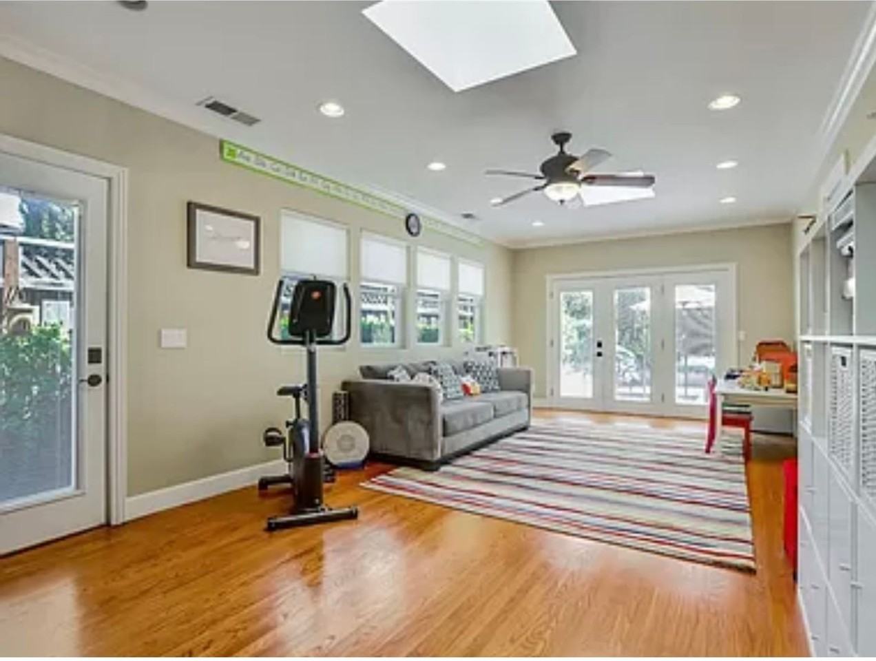 5662 Croydon Ave - Photo 6 of 16