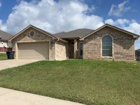10105 Diana Dr - Photo 1 of 1