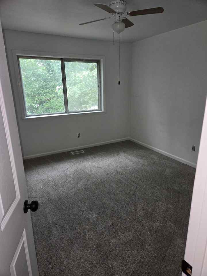 727 Grant Ave #1 - Photo 5 of 9