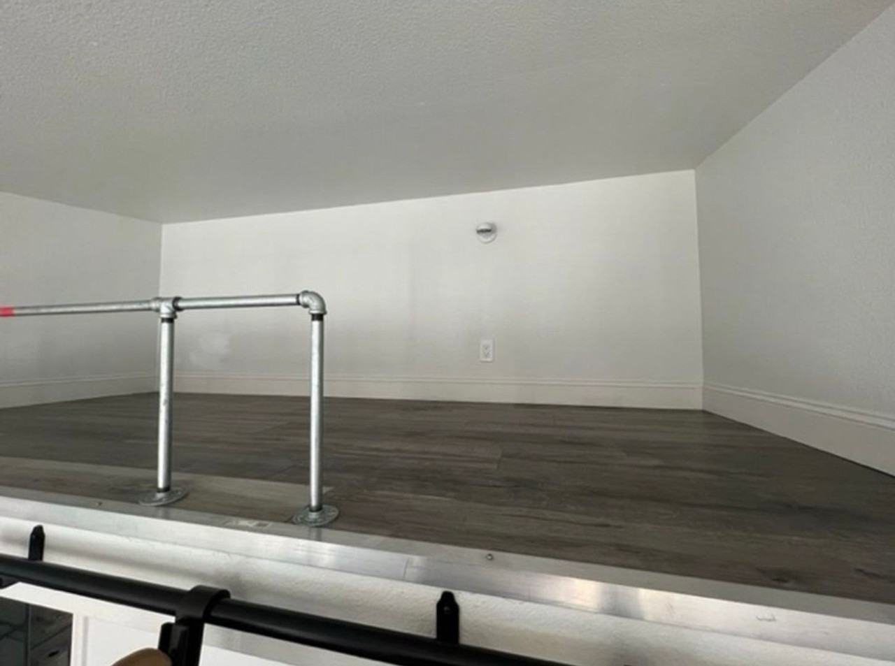 1355 Prater Way #A - Photo 2 of 8