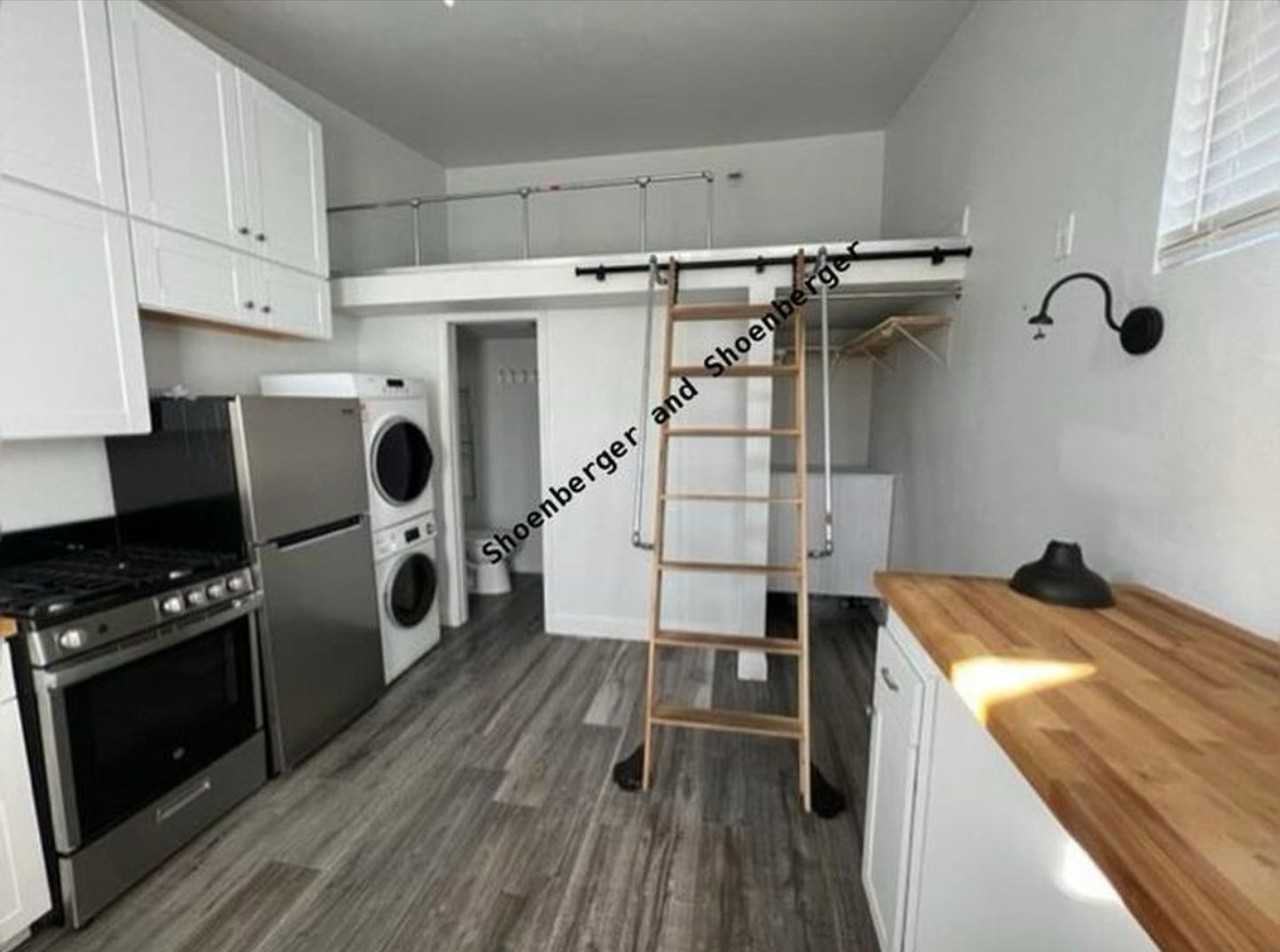 1355 Prater Way #A - Photo 7 of 8