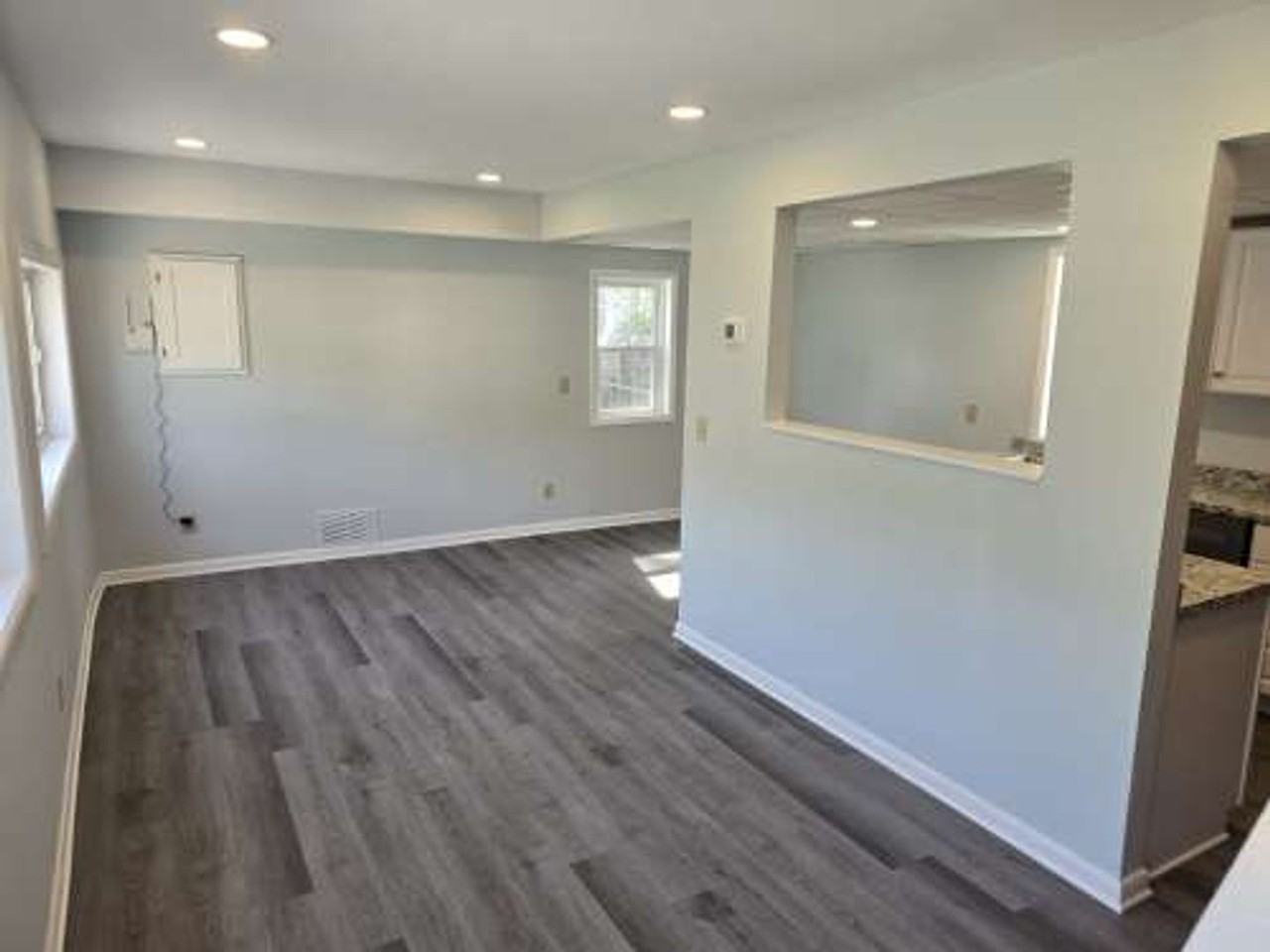 1807 1/2 Riverview Dr - Photo 3 of 8