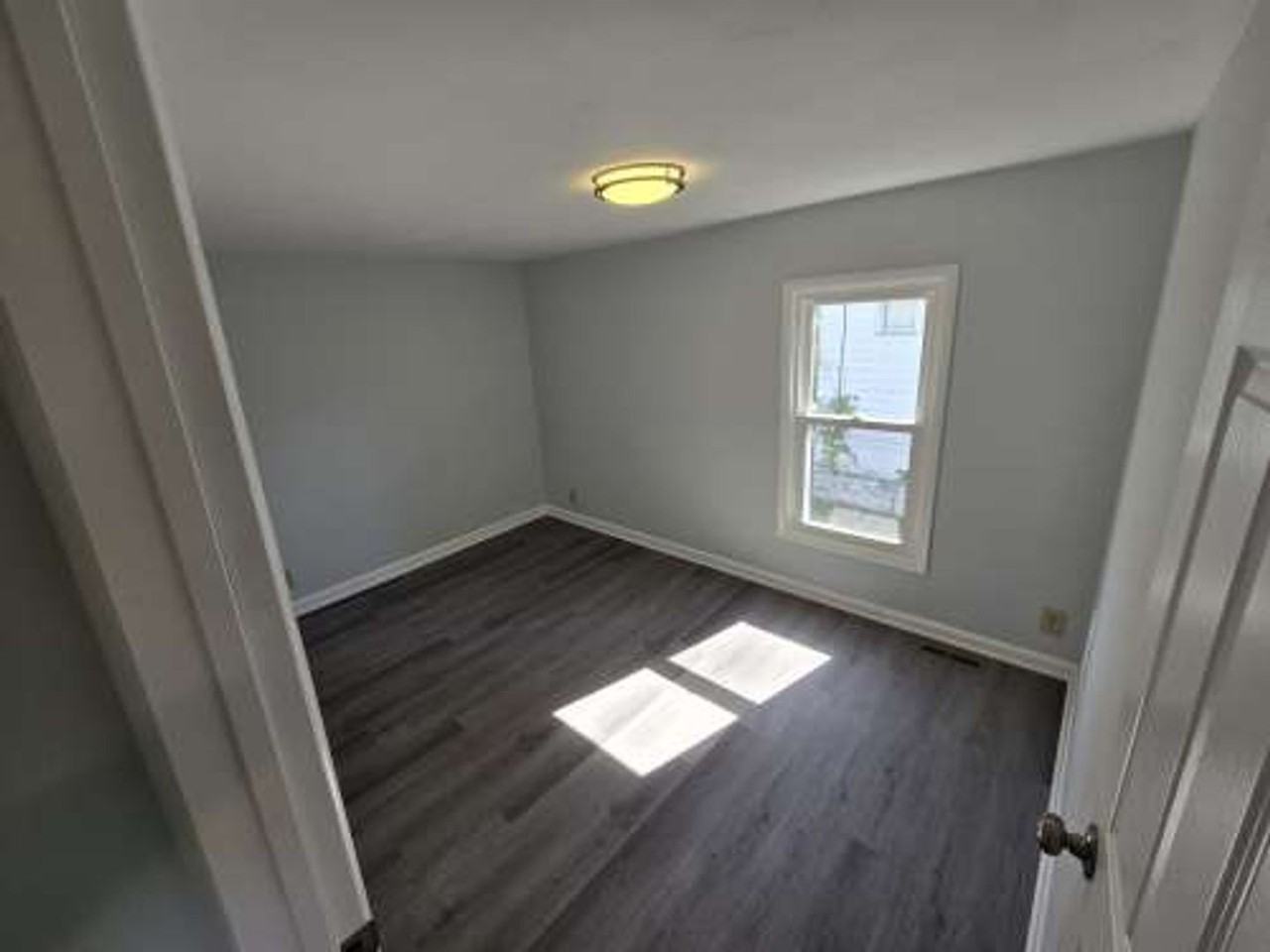 1807 1/2 Riverview Dr - Photo 6 of 8