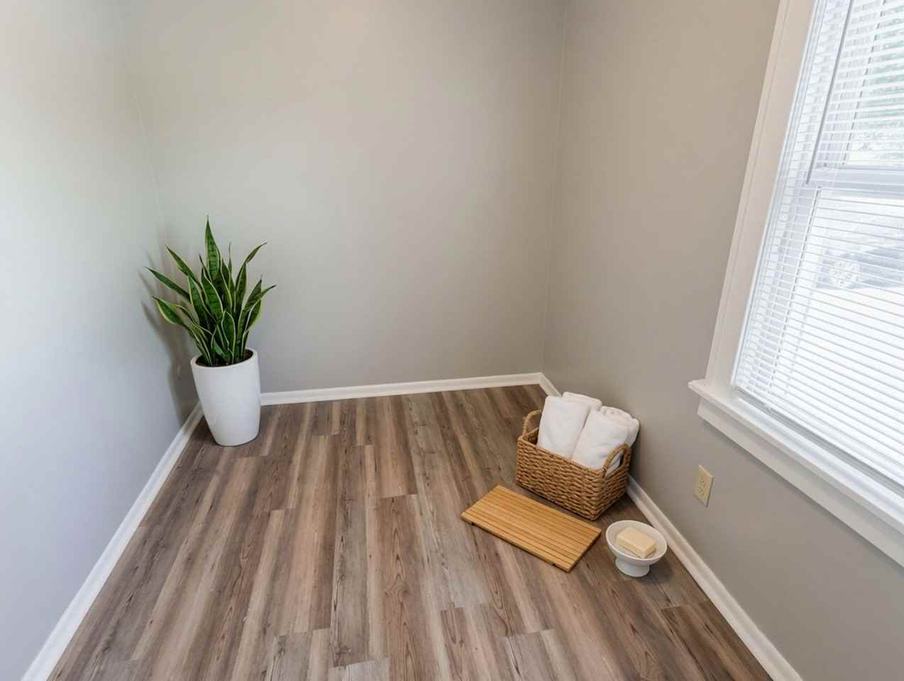931 Smith Ave S - Photo 4 of 8