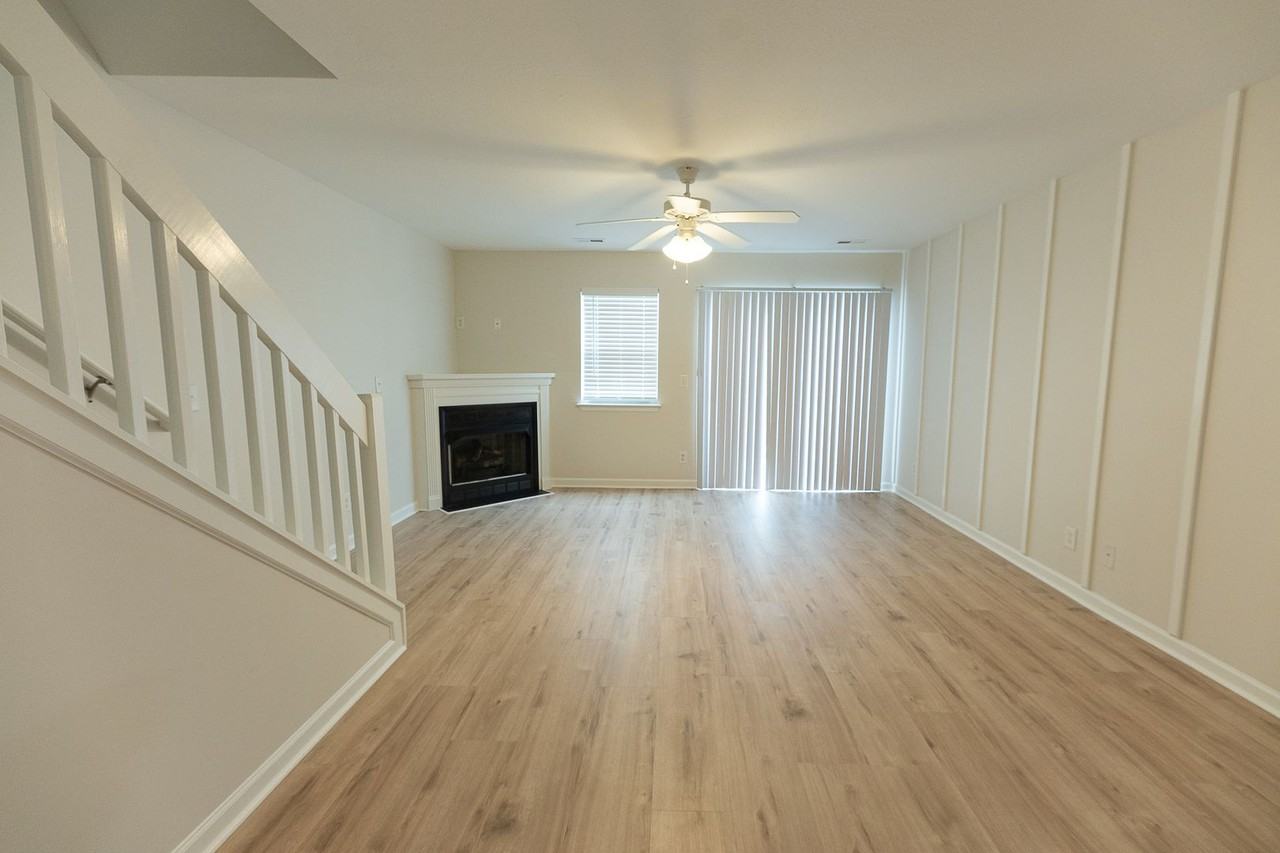 306 Snowy Owl Ct - Photo 3 of 23