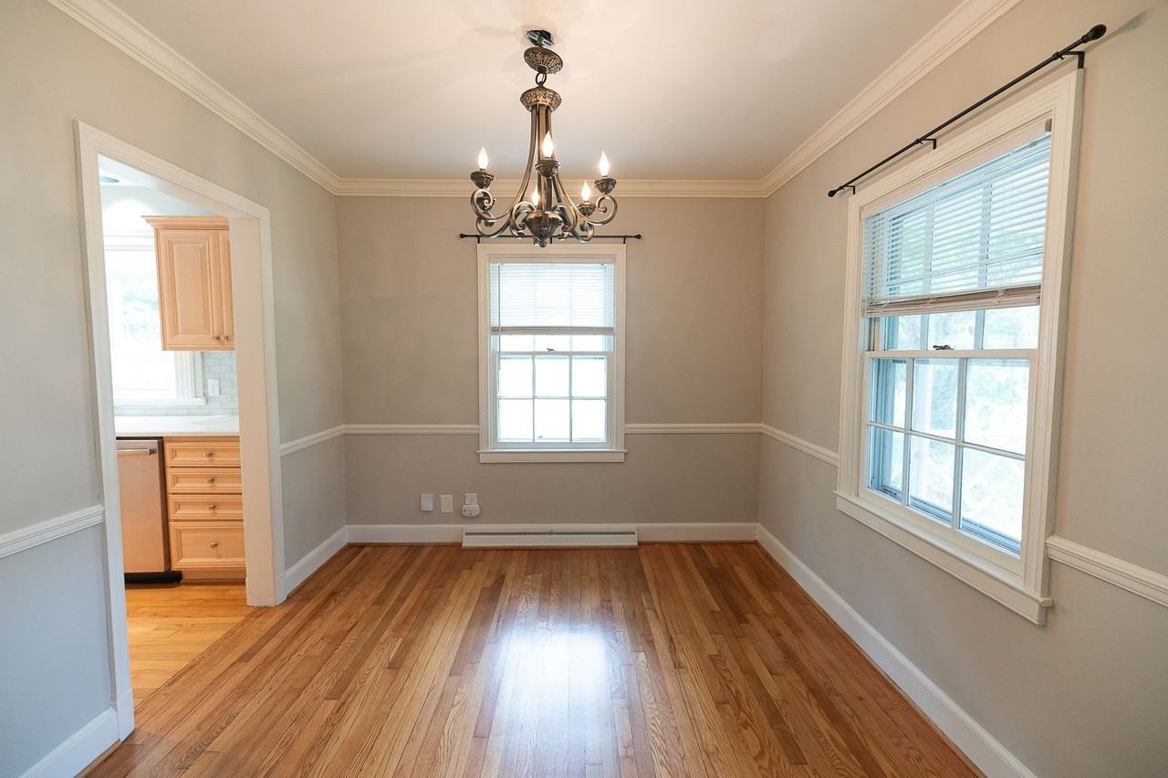 1700 Colonial Ave - Photo 6 of 35