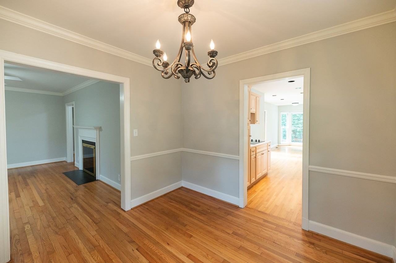 1700 Colonial Ave - Photo 7 of 35