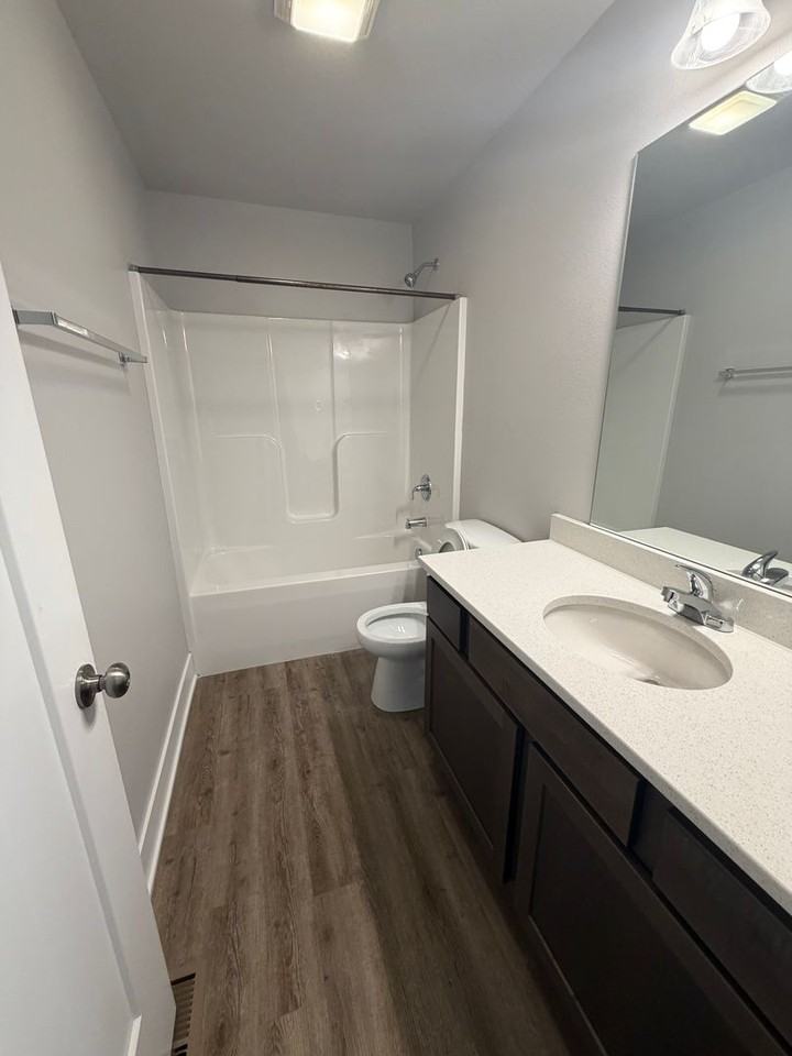 234 Nw Common Pl - Photo 6 of 14