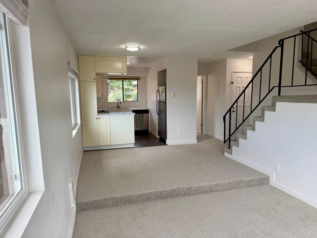 4242 Sw View Point Ter - Photo 7 of 14