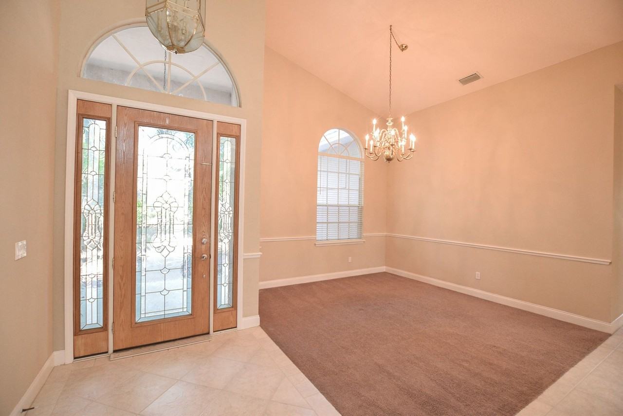 5313 Lake Bluff Ter - Photo 5 of 28