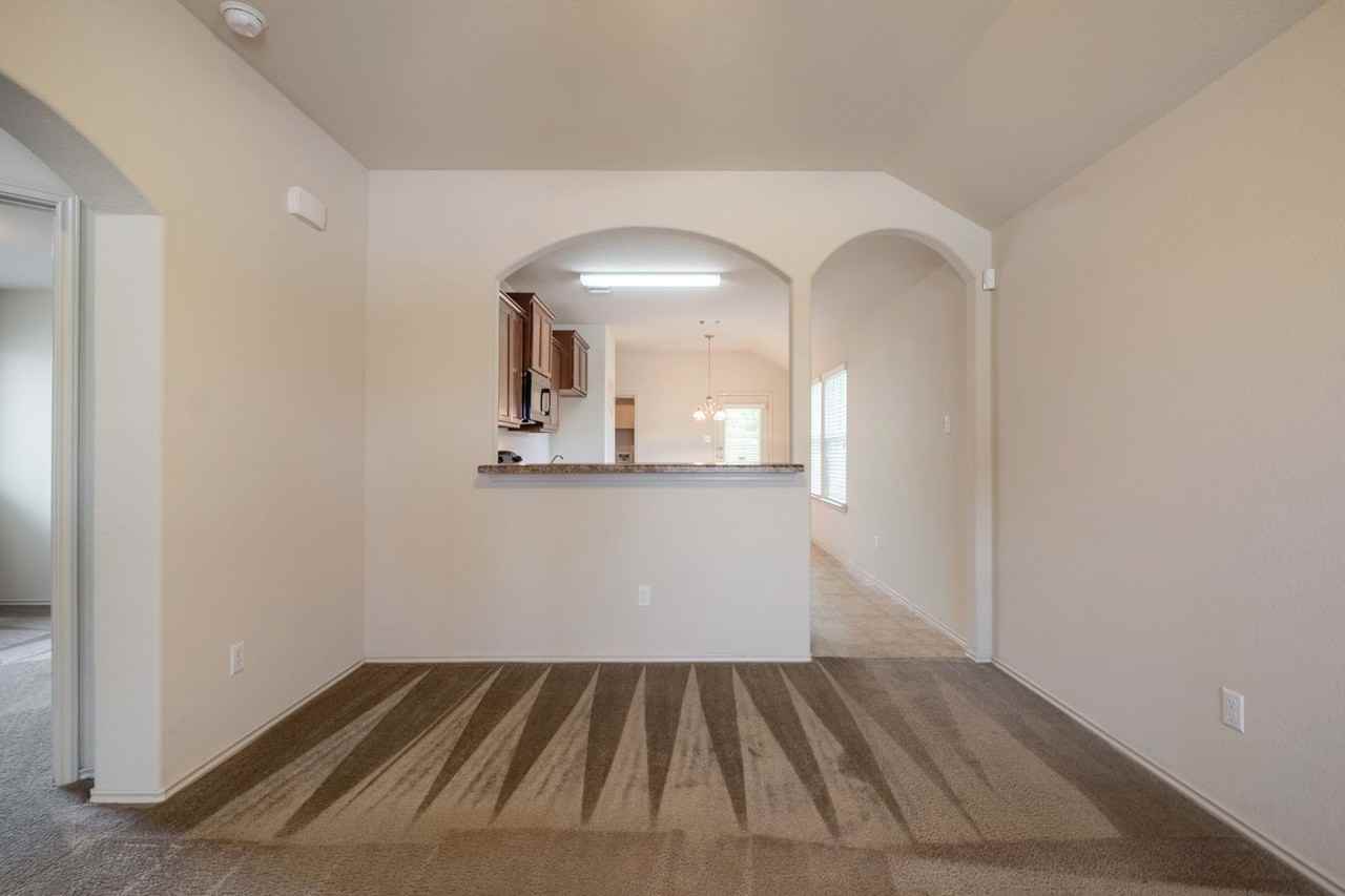 100 Azurite Dr - Photo 6 of 22