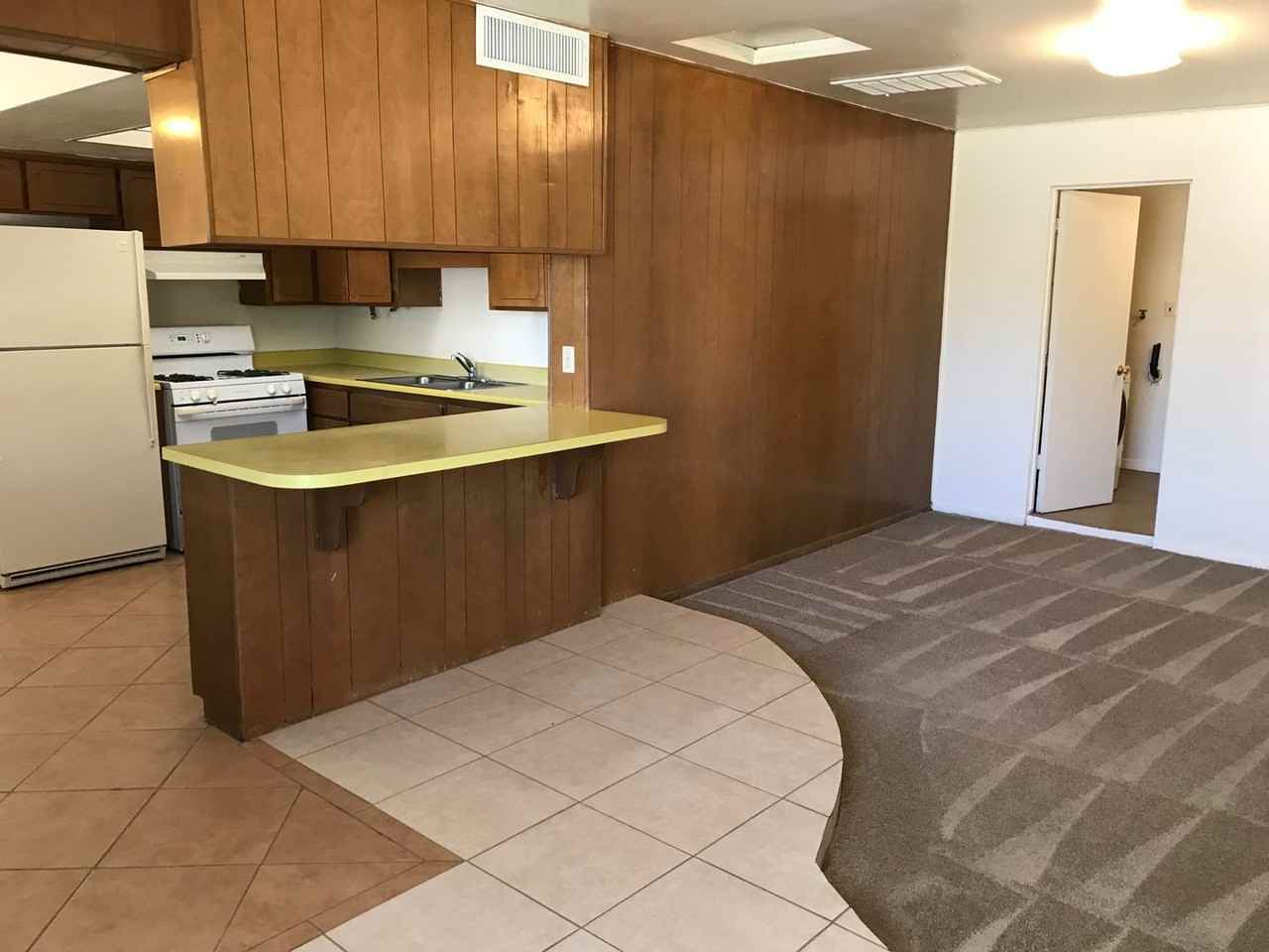 529 W 17th Pl - Photo 7 of 29