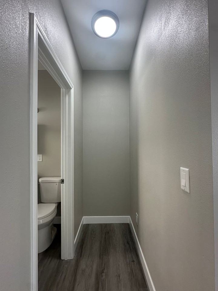 1904 E Bermuda St #09 - Photo 7 of 10