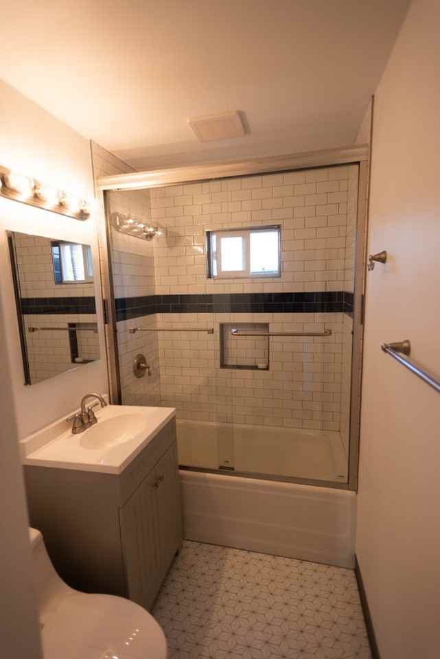 364 2nd Ave - Photo 4 of 43