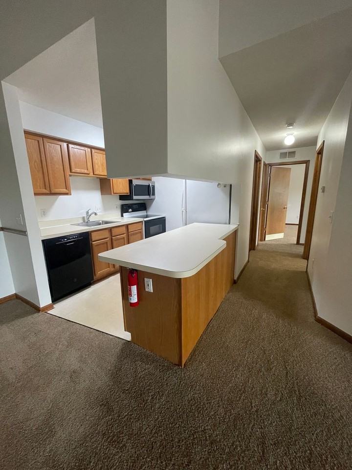 2636 Stadium View Dr #8 - Photo 6 of 20
