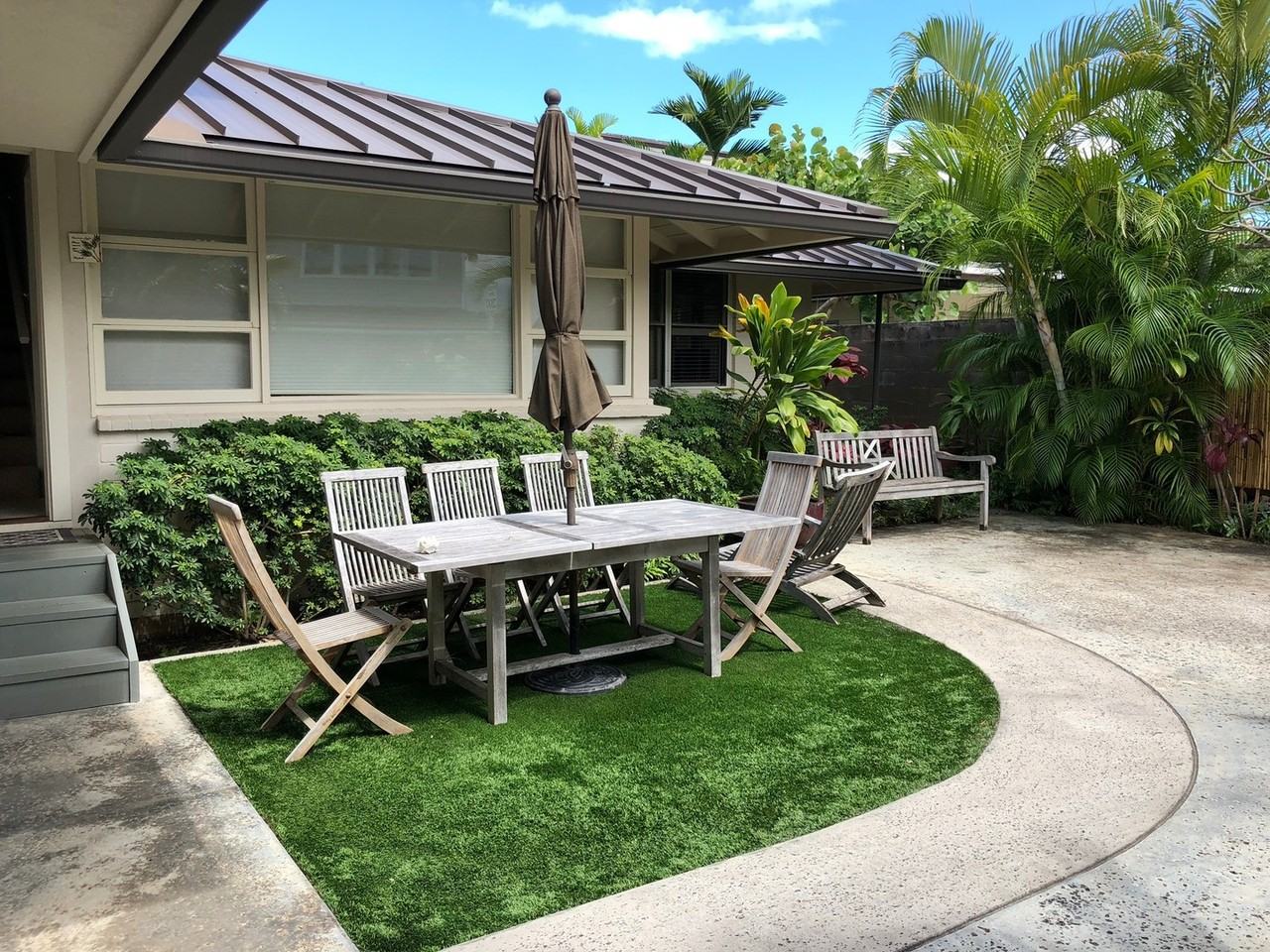 554 N Kalaheo Ave - Photo 3 of 17