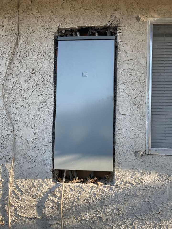1395 N Pennsylvania Ave - Photo 4 of 35