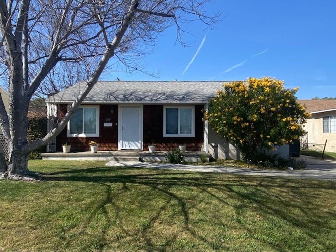 11919 Hopland St - Photo 2 of 15
