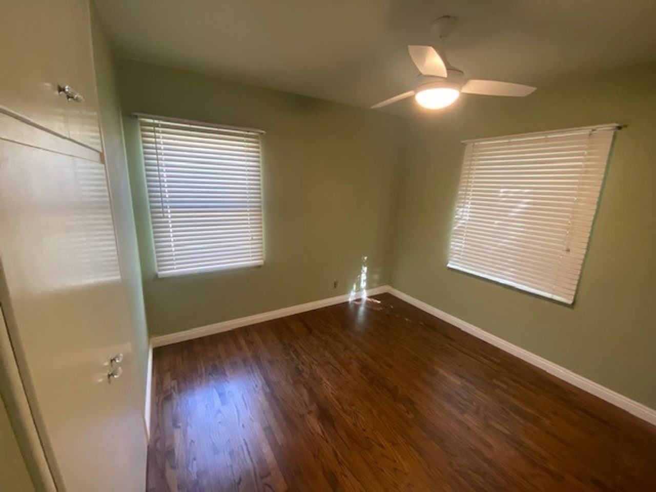 11919 Hopland St - Photo 4 of 15
