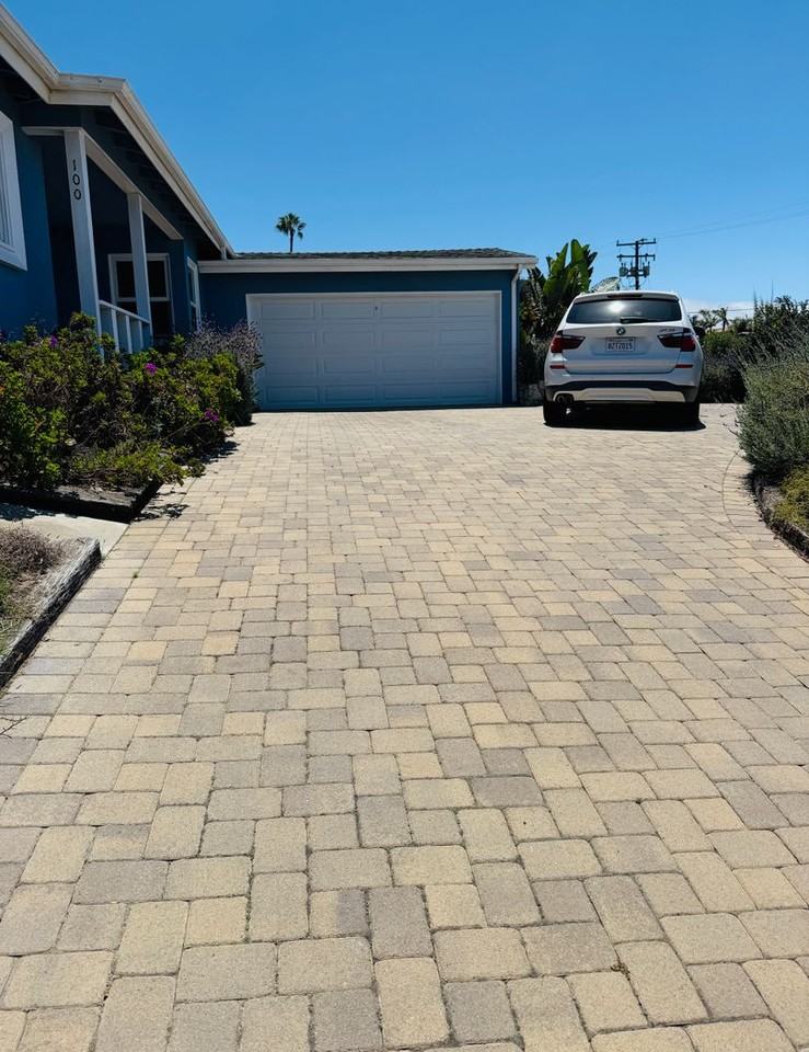 100 Via Riviera - Photo 3 of 18