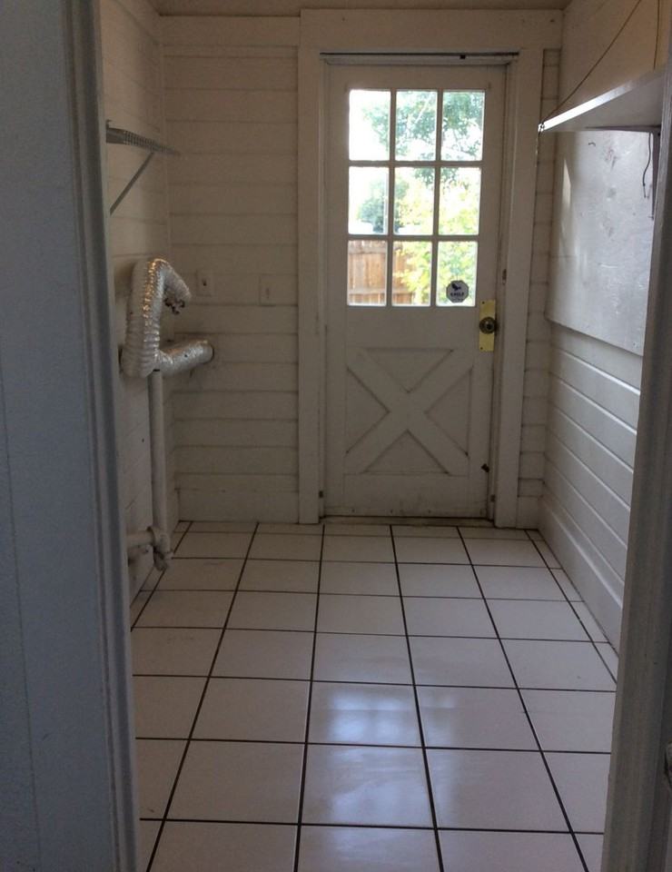 1122 I St - Photo 2 of 17