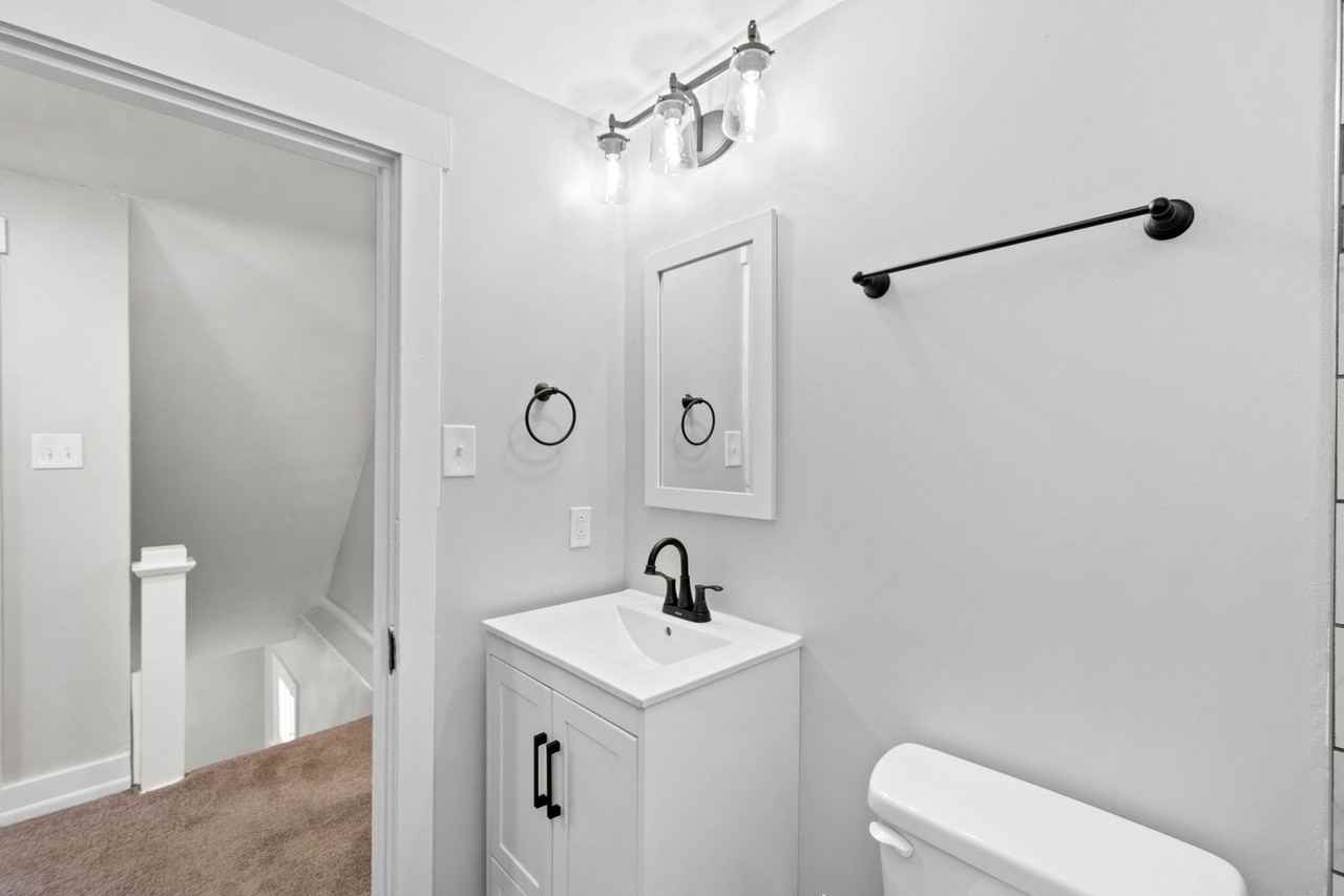 3001 Home Ave - Photo 6 of 26