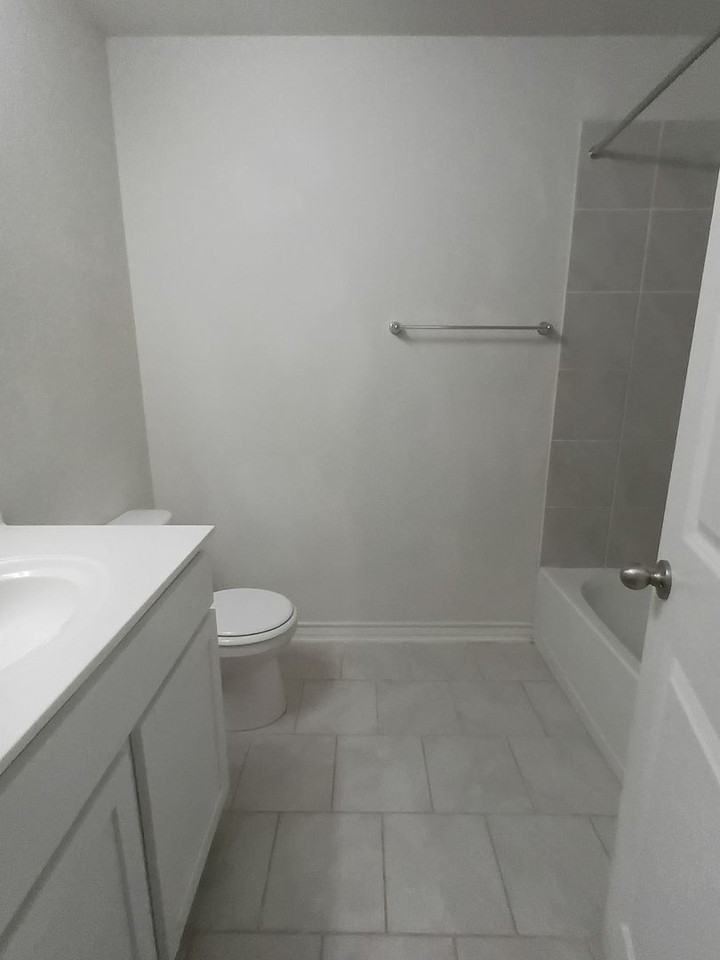 6507 Hoffman Pln - Photo 5 of 16