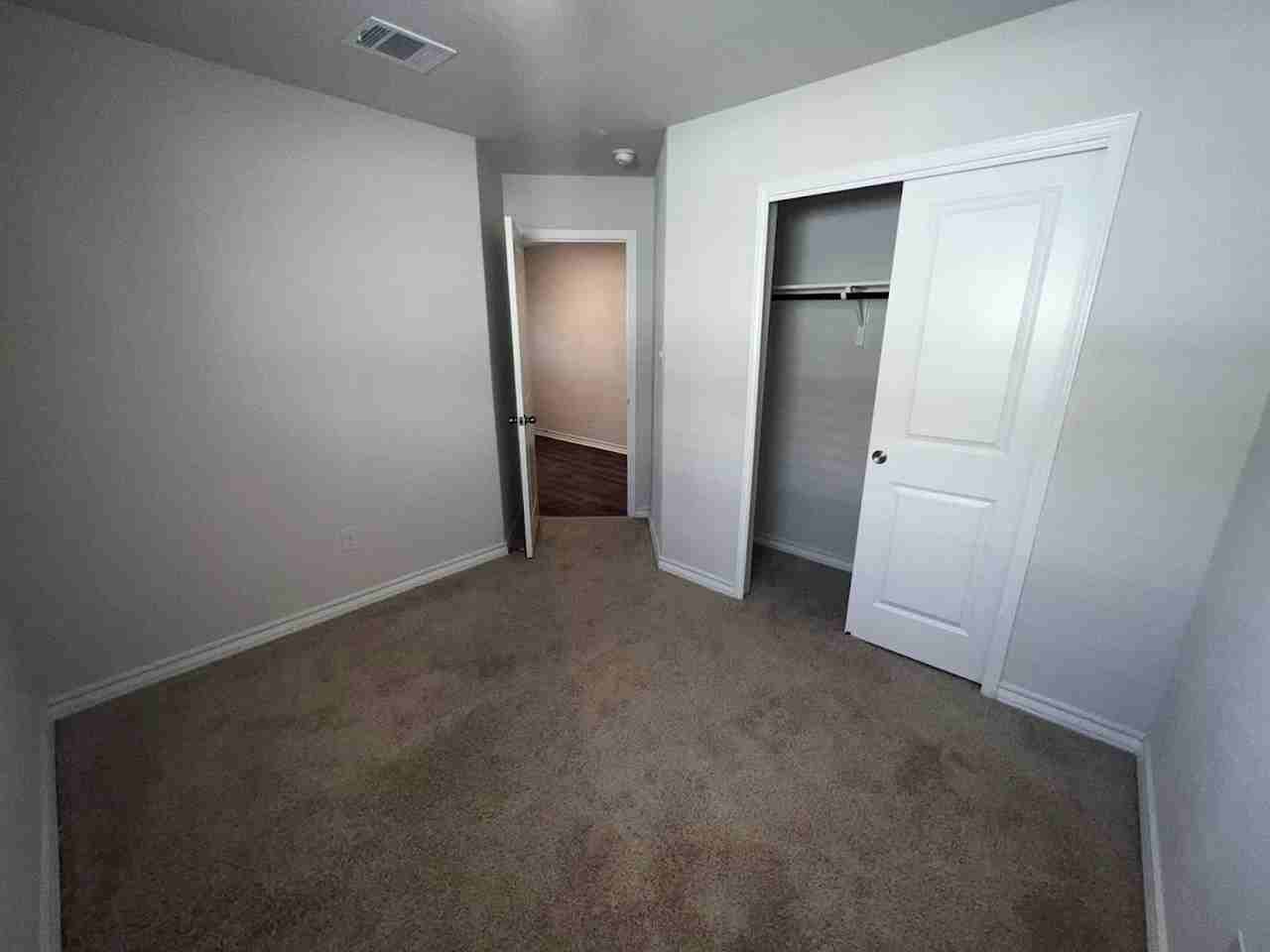 6507 Hoffman Pln - Photo 6 of 16